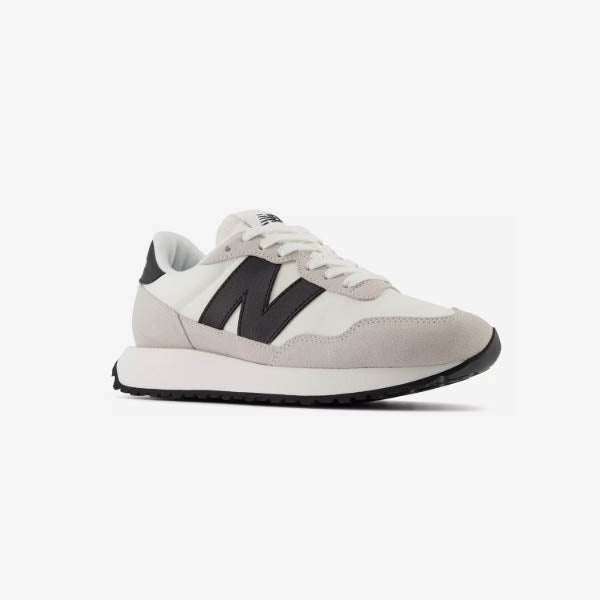 New Balance Women's 237