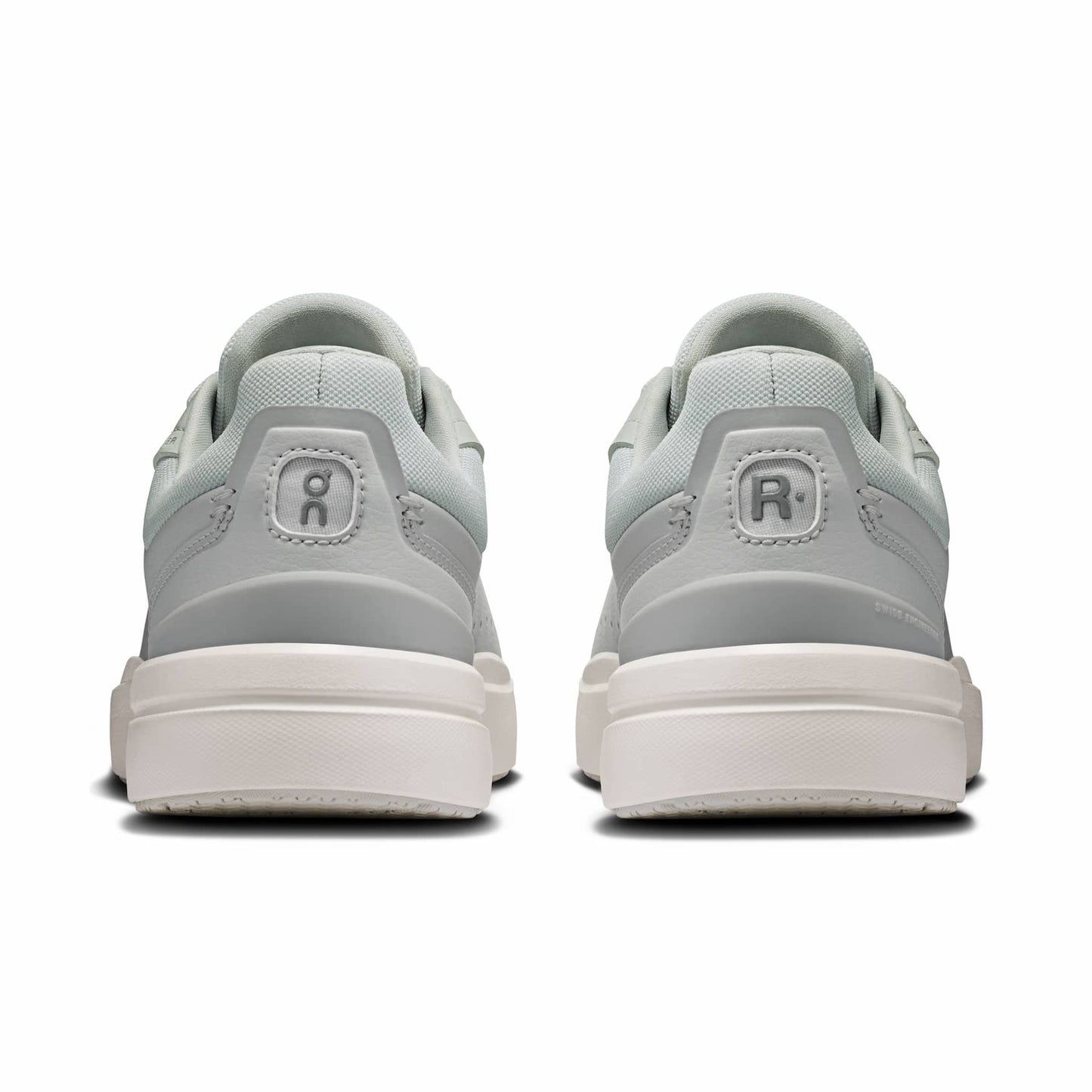 On Women's The Roger Advantage 1 Shoes