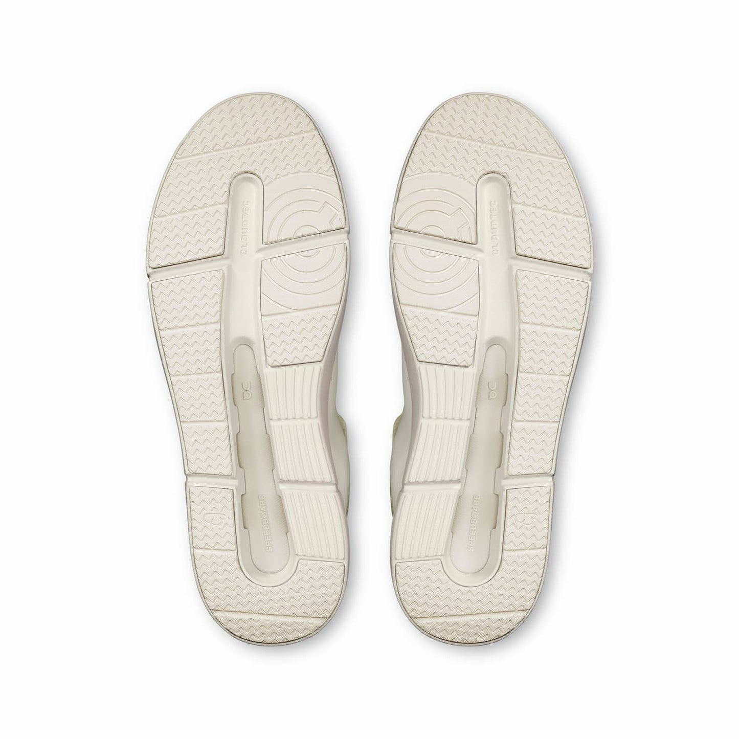 On Women's The Roger Advantage 1 Shoes